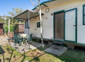 Casa Mobile Lux La Pineta 21、アルベンガのホテル