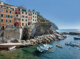 A due passi dal mare- Riomaggiore