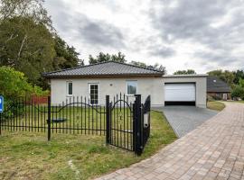 Moderner Bungalow, rollstuhlgerecht, hotel a Warnow