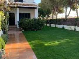 Stylish Beach House 600m to sea