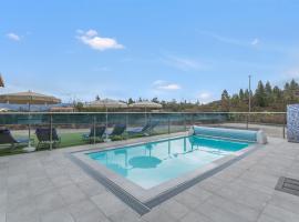 Las Lagunas, hotel i San Bartolomé