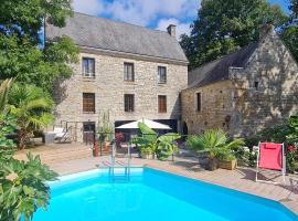 Le Moulin De Lesnevé, hotel u gradu Saint-Avé