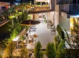 Picahouse Luxury Home