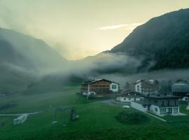 Hotel Falknerhof, Hotel in Niederthai