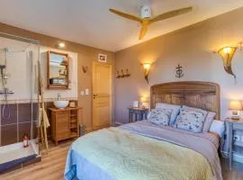 Porte Saint-Louis - Petite Camargue