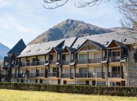 Le Village des Thermes, hotel a Vignec