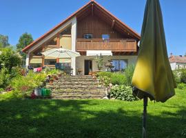 Haus im Grünen – hotel w mieście Oederan