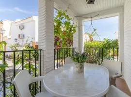Casa en la playa con piscinas E