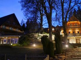 Hotel Klugbauer, hotelli kohteessa Waldkeuschler