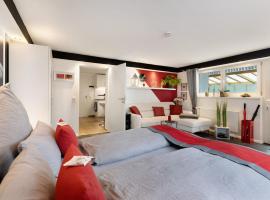 Apartment Am Tobelbach, Hotel in Oberlenningen