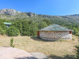 Case Africaine – hotel w mieście Bargème