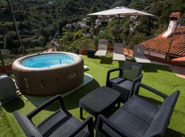 Casa Rural La Escalerilla, hotel i Teror