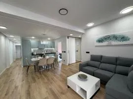 Family Luxury 3BR Flat - Del Cura Beach - Sea View