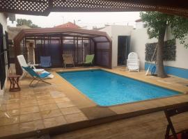 Casa La Vera, viešbutis mieste Puerto Lumbrerasas