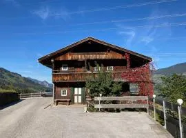 Berghaus Wiesegg - Uriges Tiroler