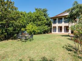 Casa Spazio Zero โรงแรมในCantagrillo