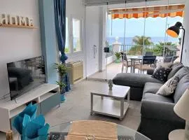 Lovely modern Apartment front line