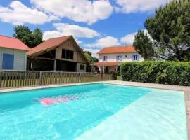 Grande Maison dans les Landes pour 10 pers avec piscine et salle escalade unique