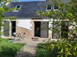 Maison 4p - 150 m mer - Jardin clos, hotel a Loctudy