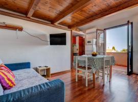 Appartamento a Cavo sul mare, khách sạn ở Cavo
