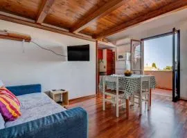 Appartamento a Cavo sul mare