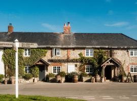 The Queen's Head、Broad Chalkeのホテル