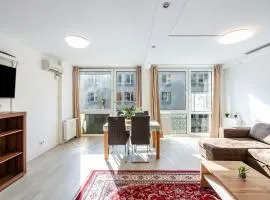 Aldars Urban Trio Suite No.5