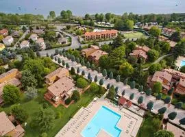 APT Garda Lake Sirmione con Piscina - FREE PARKING