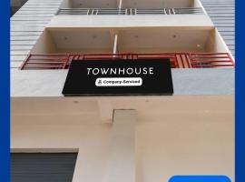 Super Townhouse Kumhrar Archeological Park Formerly Hotel Karuna Palace: Gulzārbāgh şehrinde bir otel