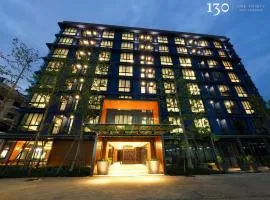 曼谷130號酒店及公寓