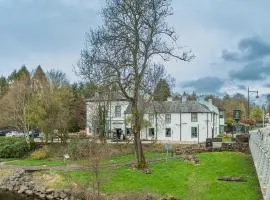 Balloch House by Innkeeper's Collection