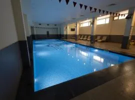 Ani Plaza Hotel