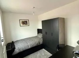 Single room in Tamworth