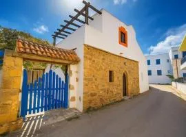 Lunapetra House - 3 Min from Beach