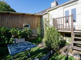 Halte au Bord de l’Aulne, Hotel in Châteauneuf-du-Faou
