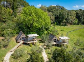 Glamping Le Ginestre, hotell i Monteverdi Marittimo