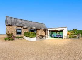 Ty Reuniou - La Grange, Hotel in Cléder