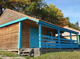 Chalet Iris pour 6 prix semaine، فندق في Blavignac