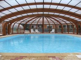 9 Chalet Fougère, hotel u gradu Blavignac