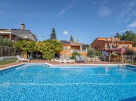 Ca la iaia, Hotel in Olerdola