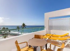 Playa Delphin 302