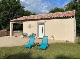 Gite De La Fontaine Avec Jaccuzi, hotel a Septfonds