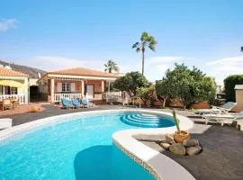 Eveas - Villa with Pool in Tenerife