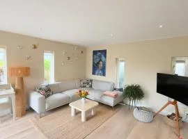 Tulipa Near Beach & Dunes with Free Parking
