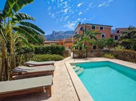 S'abeurada con piscina en Soller