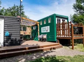 1 Bed -Private Garden -Hot Tub -Pets Ok - Gee Gee