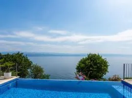 Vila Medea sea view by Villas Guide