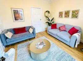Hip Hideaway in the trendiest part of Town