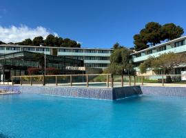 Aparthotel Comtat Sant Jordi: Platja d'Aro şehrinde bir otel