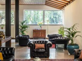 Hotel Al Sant'Andrea, hotel i Sarzana